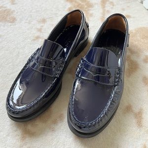 Sebago loafers - navy blue - never worn